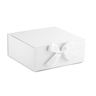 China White Magnet Ribbon W9 Strengthen Foldable Paper Box For Underwear for sale