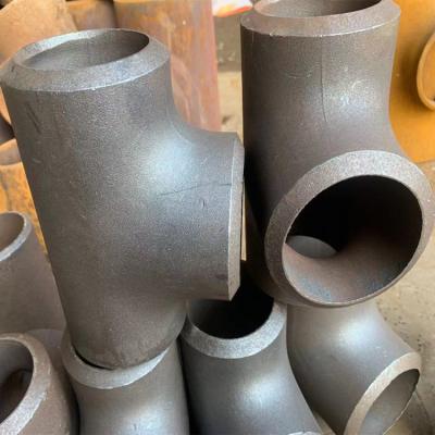 China Std Thickness Seamless Pipe Fitting Cs Equal Tee Dn100 Size for sale