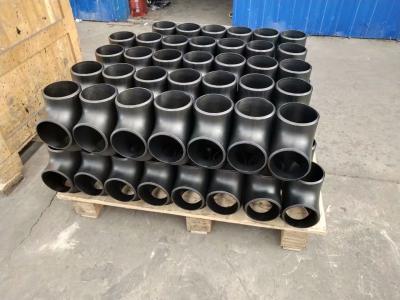 China A105N WP316L WP304 Black Welded Reducing Tee Butt Welded Pipe Fitting Tee Seamless for sale