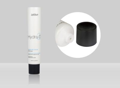 China Los tubos cosméticos personalizados vacíos D35mm 35-110ml humectan la loción con el tapón de rosca negro en venta
