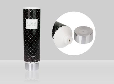 China Tubos cosméticos personalizados D55mm 150-400ml Tubo de loción corporal de plástico exprimido vacío con tapón de rosca electrochapado en venta