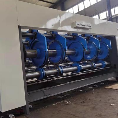China máquina automática gruesa de la fabricación de la caja de cartón de la máquina que ranura de la caja del cartón de 7.2m m en venta