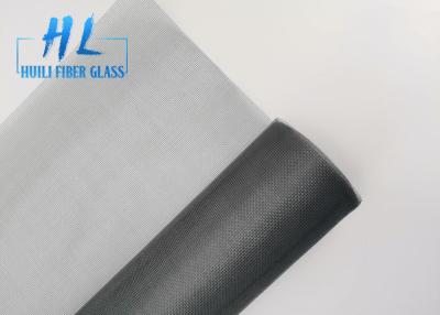 中国 36インチ48インチのガラス繊維のはえスクリーン ポリ塩化ビニールの上塗を施してある平織りの灰色色 販売のため