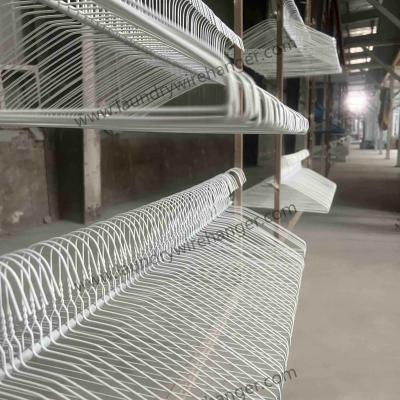 中国 16inch Metal Dry Cleaner Hanger For Laundry Shop 販売のため
