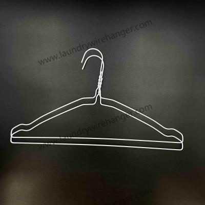 China 18inch Notched Dry Cleaner Hanger For Dry Cleaning Shop à venda