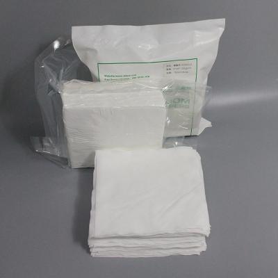 China 4Inch Highly Absorbent 195 G/Gsm Microfiber Cleanroom Wiper For Electronic Workshop for sale