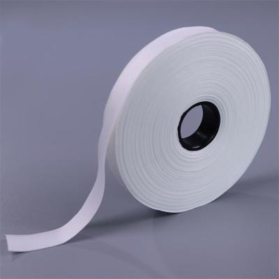 China Polyester Polyamide Cleaning Wipe Roll Microfiber LCD Cleaning Cloth Customization for sale