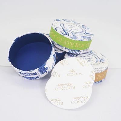 China Luxury Paper Empty Strawberry Gift Box Round Shape Chocolate Packing Box for sale