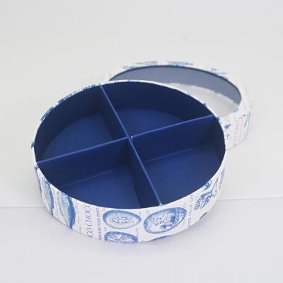 China Eco Friendly Food Packing Boxes Paper Chocolate Round Box With Dividers 5 Layers for sale