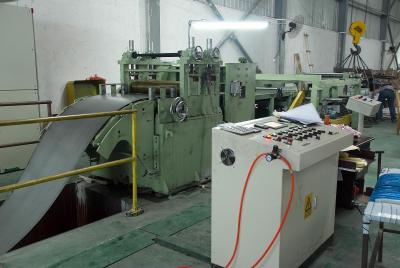 China Recoiler Precision Slitting Line PLC Metal Sheet Slitting Machine for sale