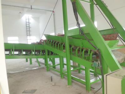 China Línea producción del panel de bocadillo de la PU de Decoiler de las lanas de roca de 5m m en venta