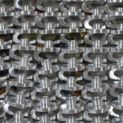 Китай Части CNC T6 алюминиевого сплава 6061 подвергая механической обработке с зашкурить полируя поверхностным финишем продается