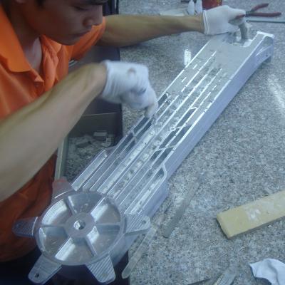 China El CNC de aluminio rápido trabajó a máquina las piezas de los prototipos que enarenaban final superficial de anodización en venta