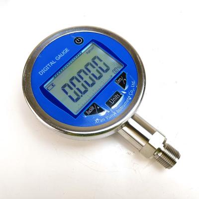 China Lab Vacuum Digital Pressure Gauge Manometer Battery Powered for sale