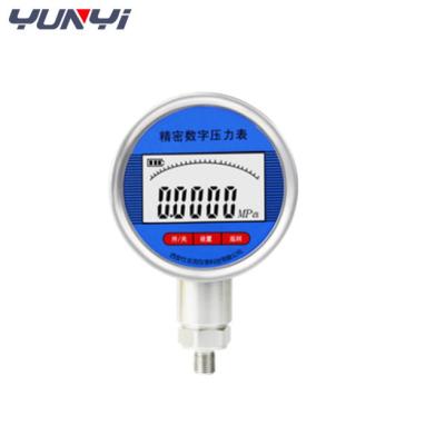 中国 水オイルの空気デジタル圧力計のピーク機能5ディジットの表示260Mpa 販売のため