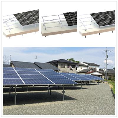 Chine Système plat monté au sol photovoltaïque en aluminium de défilement ligne par ligne de terre de structure solaire à vendre