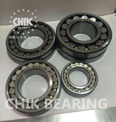 China Cylindrical or tapered bores spherical roller bearings 60-64HRC 24028C for sale