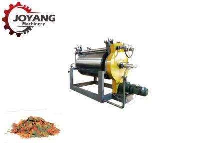 China 30 Kg / H Roller Flakes Floating Fish Feed Machinery Continuously Operated for sale