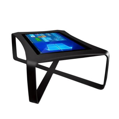中国 50インチインタラクティブなタッチスクリーンテーブル スマートAndroidプレイゲームテーブル 販売のため