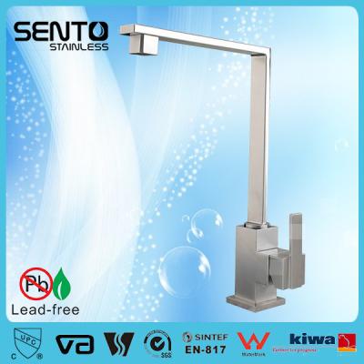 China 2016 hot sale retractable kitchen faucet with stainless steel body for sale