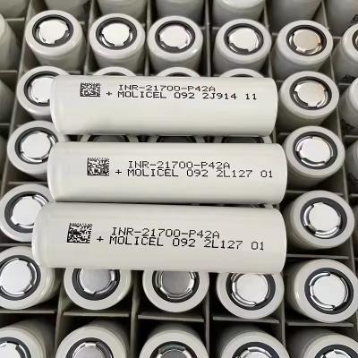 China INR 21700 P42A Batería de larga duración para aplicaciones de descarga de -40 a 60 °C en venta