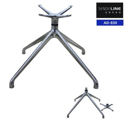 China Silla giratoria de metal ajustable ergonómica base de aleación de aluminio para oficina en venta
