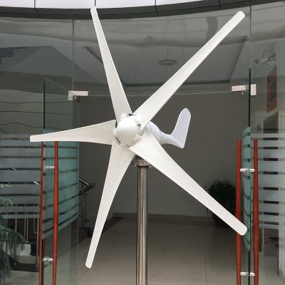 China Pequeño generador de viento horizontal horizontal de la turbina de viento de los colores multi 48V 600W 1000W en venta