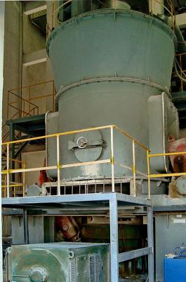 China Ore Limestone Vertical Mill Pulverizer Limestone Grinding Plant for sale