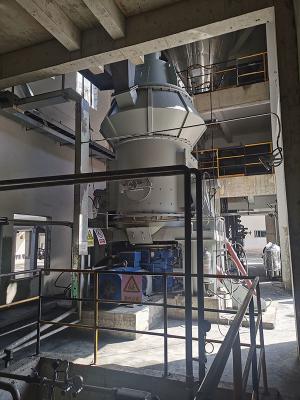 China Energy Saving Vertical Coal Mill Machine Superfine Powder Making 110kw-1120kw for sale