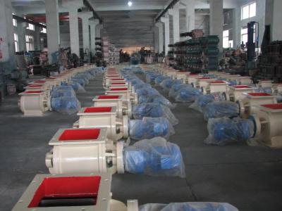 Chine conducteur rotatoire de sas à l'air 35~700m3/h pour le broyeur à boulets balayé par air vertical de moulin à vendre