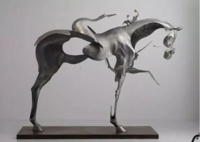 China Vida - escultura de aço inoxidável escovada tamanho da decoração do cavalo 304/361L à venda