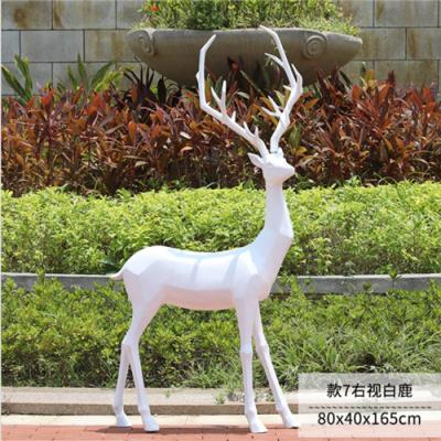 China Custom Geometric Fiberglass Life Size Deer Statue Garden Animal Sculptures for sale