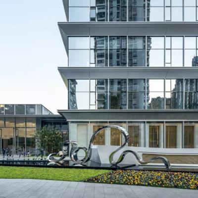China Building Entrance Abstract Metal Sculptures Outdoor Modern Art Polished for sale