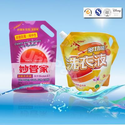 Chine Les sacs Convinient de papier d'aluminium de gel de douche versent la poche de bec belle à vendre