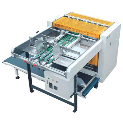 中国 速度110-120pcs/minと作る箱のための機械に溝を作る高性能の自動ボール紙 販売のため