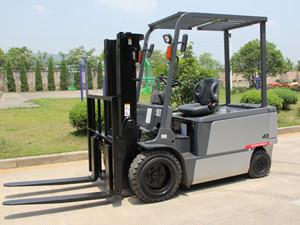 China High Efficiency Seated Electric Forklift , Small Electric Forklift 1.5 - 4.0 Ton for sale