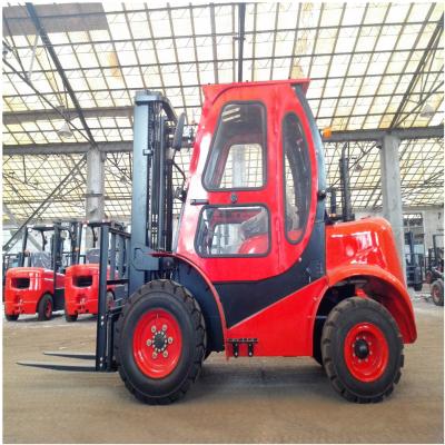 China 4 x 4Wd Small All Rough Terrain Forklift 1800Kg Hydraulic Truck Customized Color for sale