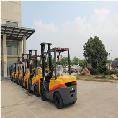 China Compact FD35 Diesel Powered Forklift Truck 3500kg Capacity 1070mm Fork Length for sale