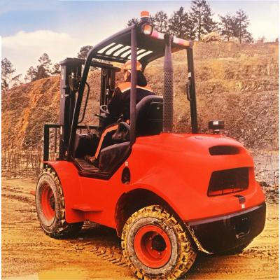 China 2wd 4wd Diesel Forklift Truck All Terrain Forklift 19km/H Running Speed for sale
