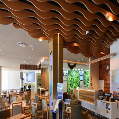 Китай Алюминиевый потолок волны дефлектора в причудливом дизайне для торгового центра продается