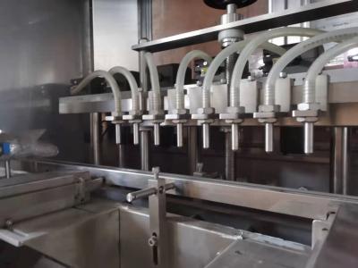 Chine Machine de remplissage liquide de pompe de PLC de remplissage de pompe péristaltique servo de la machine 0.7Mpa à vendre