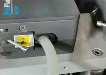 China máquina de enchimento automática da bomba de pistão da máquina de engarrafamento 2000ml de 500mm à venda