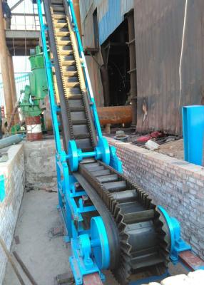 China Conveying Bulk Material Large Angle Belt Conveyor Lifting Height 15m for sale