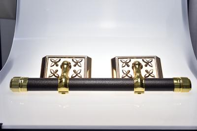 China Barra modificada para requisitos particulares C, manijas fúnebres del oscilación del ataúd del ataúd del color oro en venta