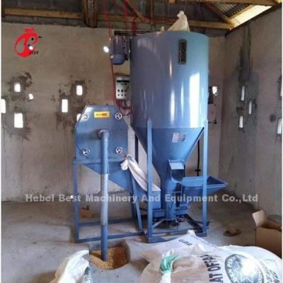 China Amoladora Feed Processing System 3kw del mezclador de la alimentación 0,5 toneladas para el ganado Emily en venta