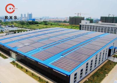 Chine Rendement élevé 50KW outre de toit monocristallin de piles solaires de panneaux solaires de système solaire de grille à vendre