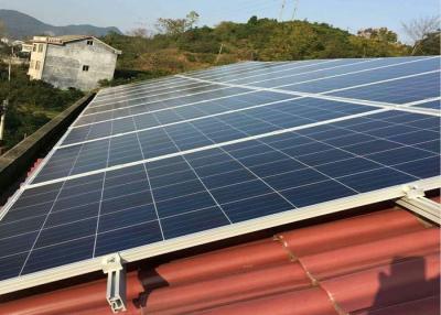 China Estructura solar bifacial anodizada de aluminio del tejado de los paneles solares 12um en venta