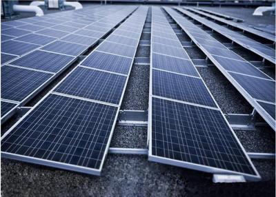 China El tejado PERC Bifacial Solar Panels Monocrystalline Haalf de la cuesta cortó los estantes fotovoltaicos de las células solares en venta