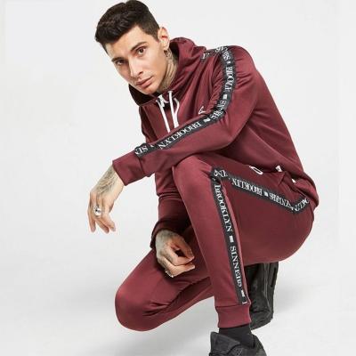 China New Design Custom Antibacterial Mens Your Logo Track Suit Men Fitted Tracksuit Sports Jogging Wear for sale