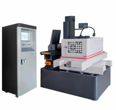 China Dk77100 Máquina de recirculación de alambre CNC de velocidad media en venta